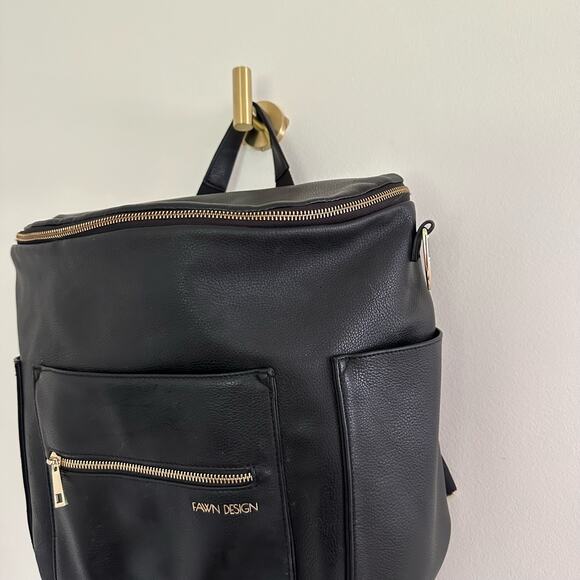 Fawn Design  Zip-Around Convertible Backpack Black - Picture 2 of 13